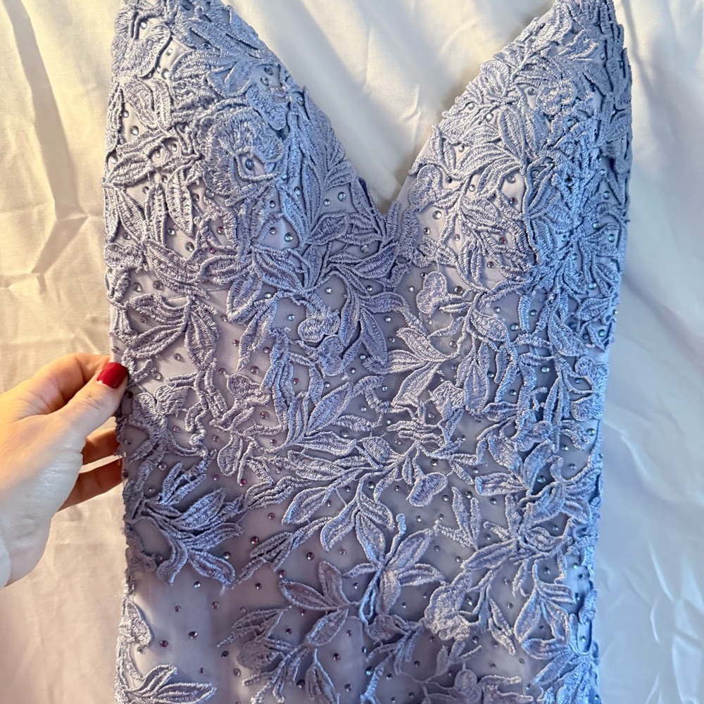 Faviana Periwinkle Lace Appliqué V-Neck Prom Dress - Picture 3 of 5